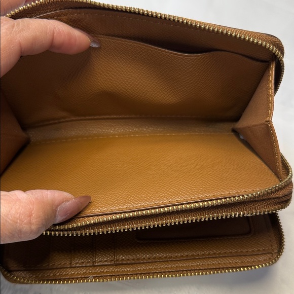 Coach Brown Leather Wristlet Doubled Zipper - Picture 11 of 13